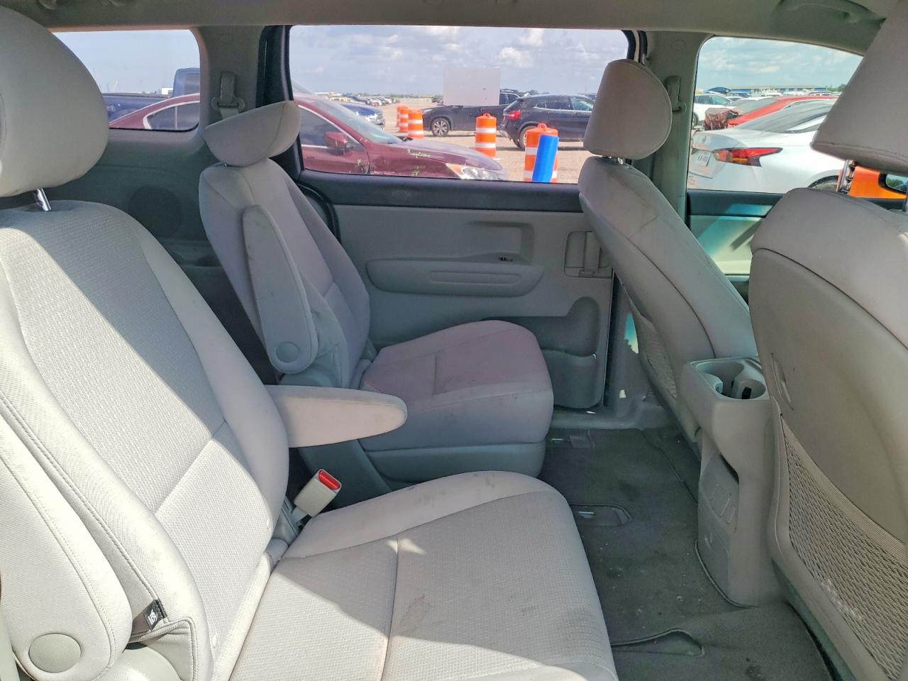 2017 KIA SEDONA