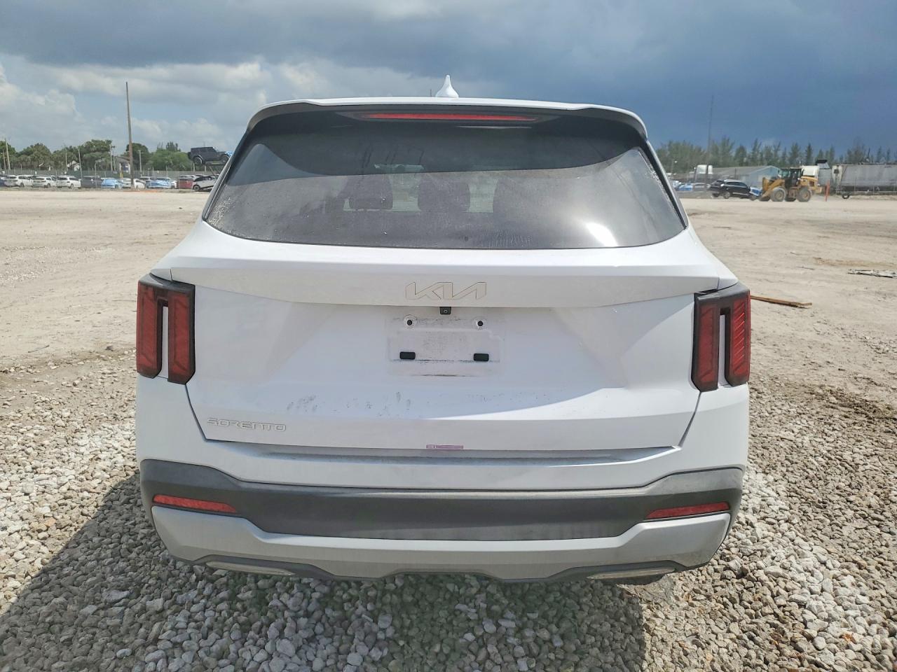 2025 KIA SORENTO