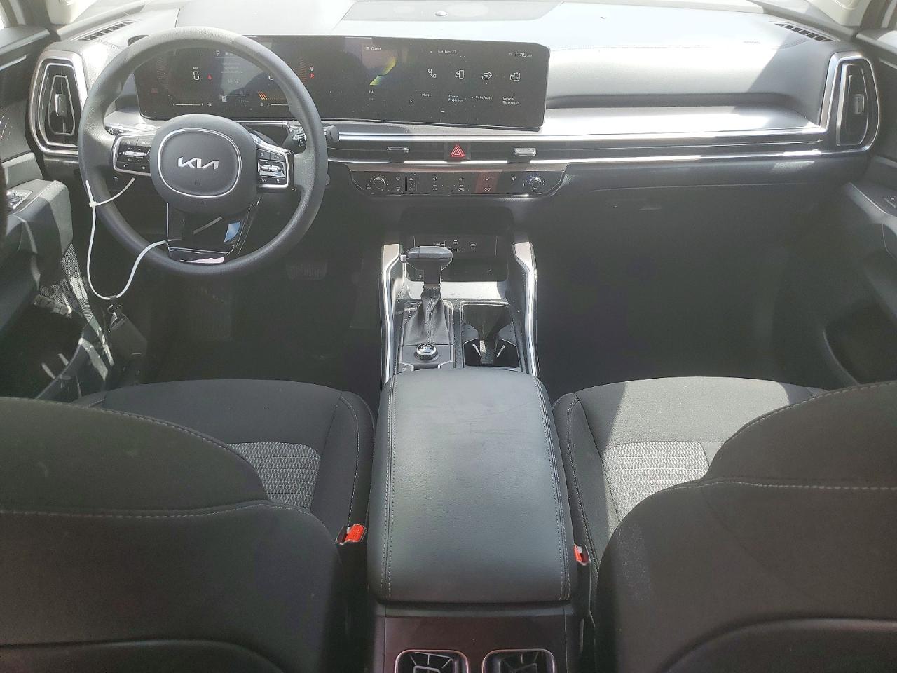 2025 KIA SORENTO