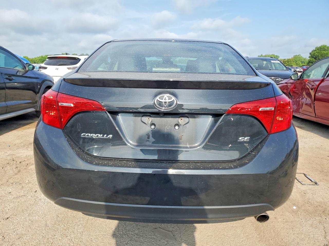 2018 TOYOTA COROLLA