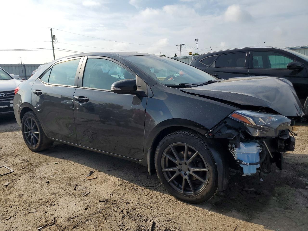 2018 TOYOTA COROLLA
