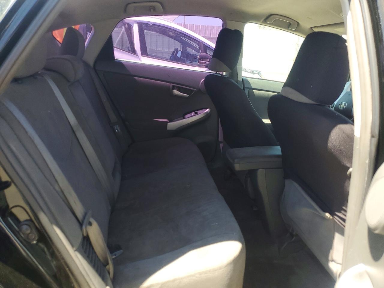 2010 TOYOTA PRIUS