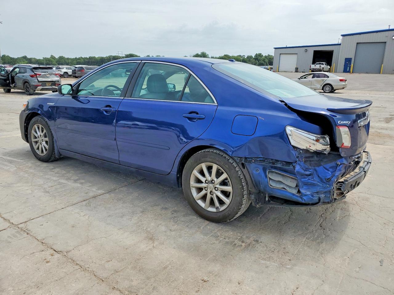 2010 TOYOTA CAMRY