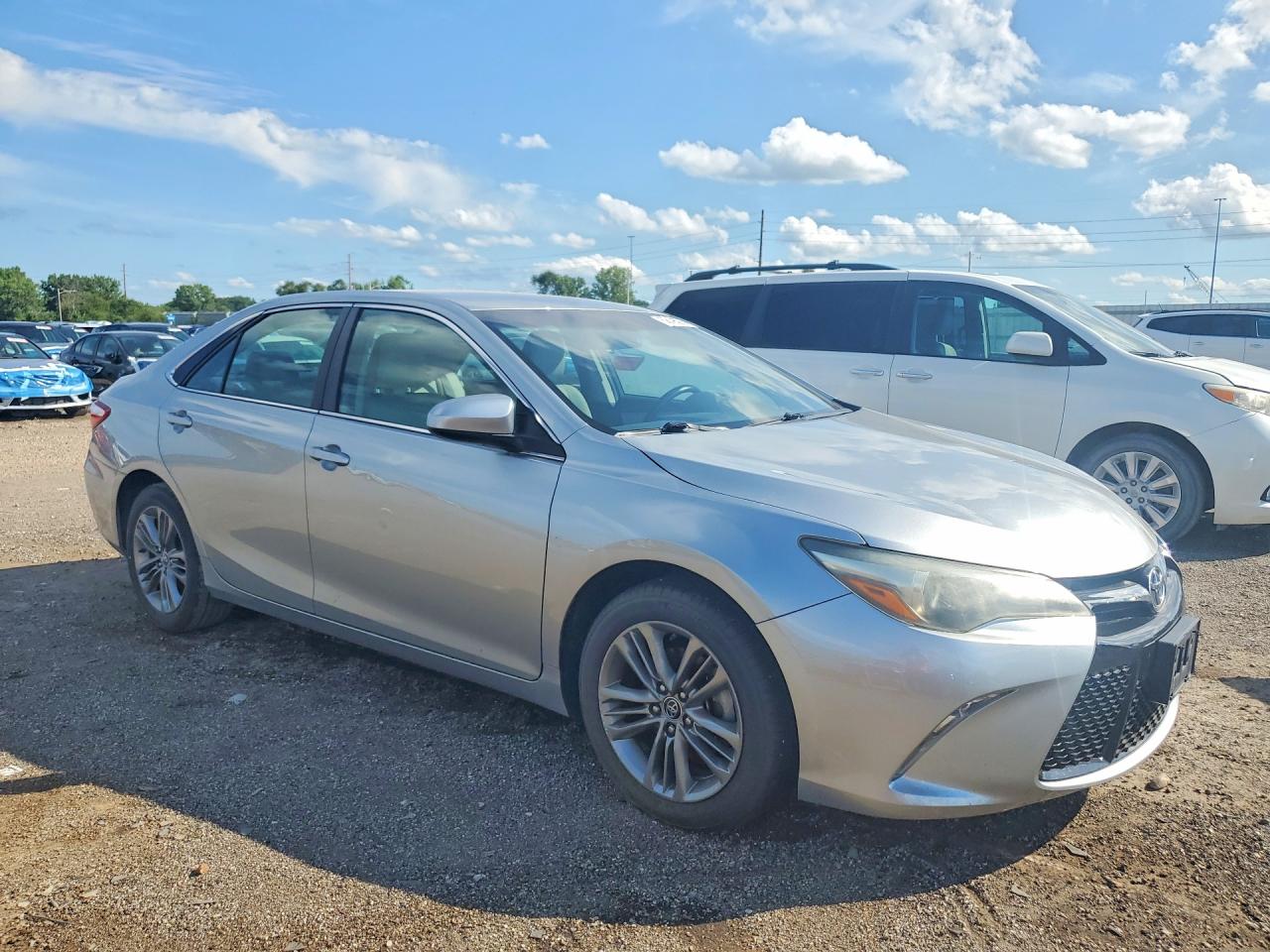 2015 TOYOTA CAMRY