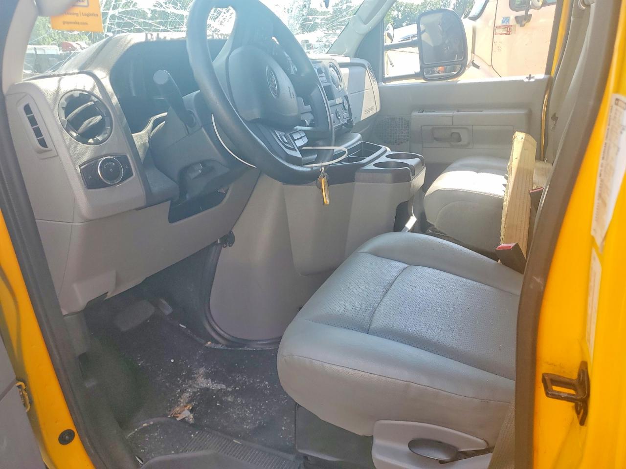 2024 FORD ECONOLINE