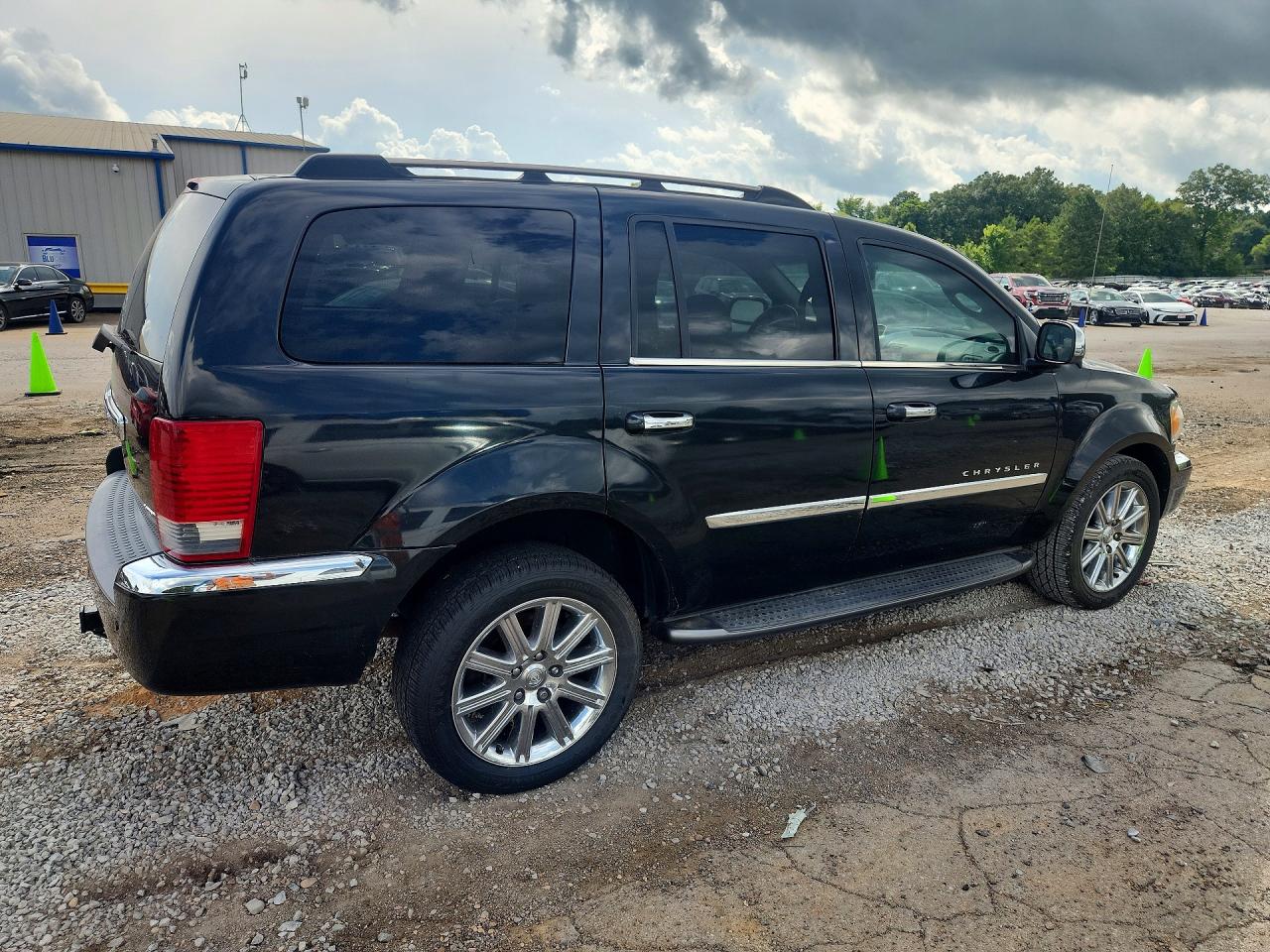 2007 CHRYSLER ASPEN