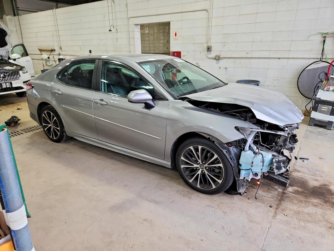 2019 TOYOTA CAMRY