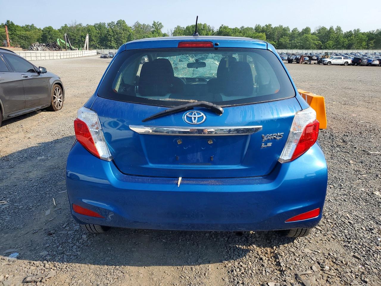 2012 TOYOTA YARIS