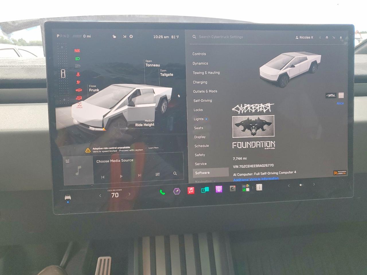 2024 TESLA CYBERTRUCK