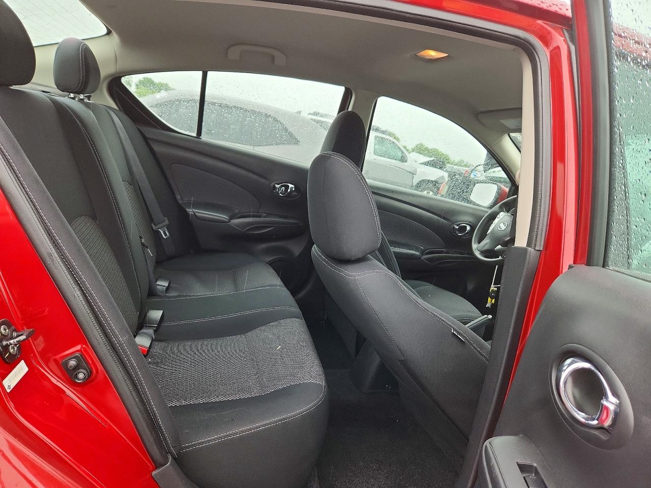 2015 NISSAN VERSA