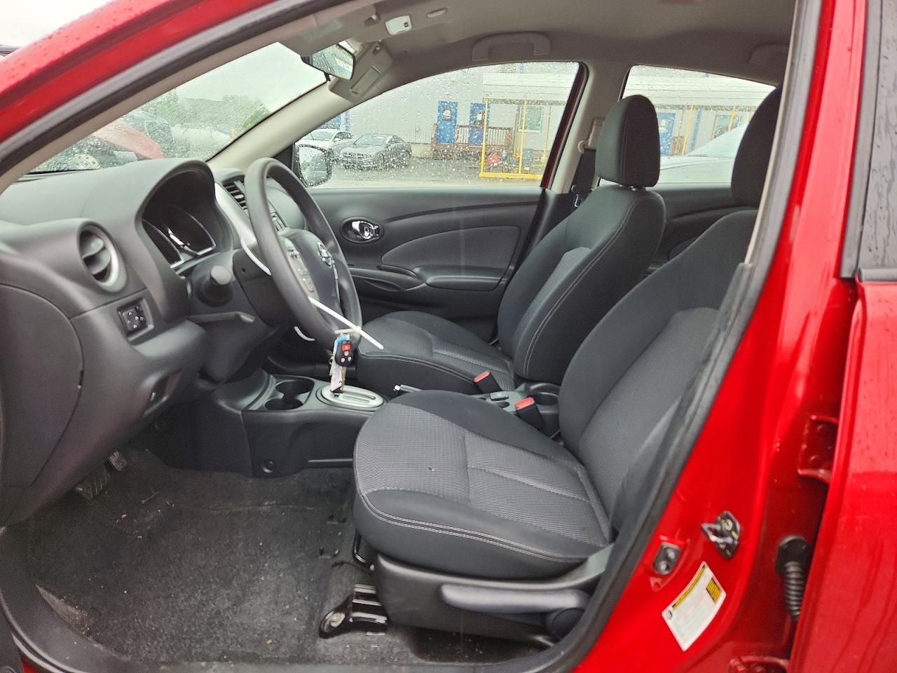 2015 NISSAN VERSA