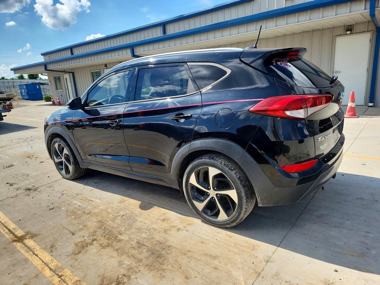 2016 HYUNDAI TUCSON