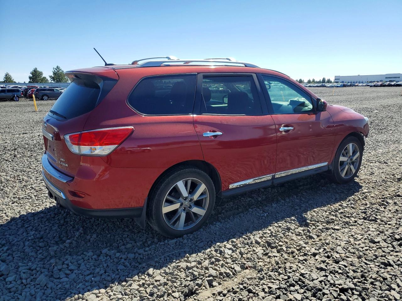 2014 NISSAN PATHFINDER