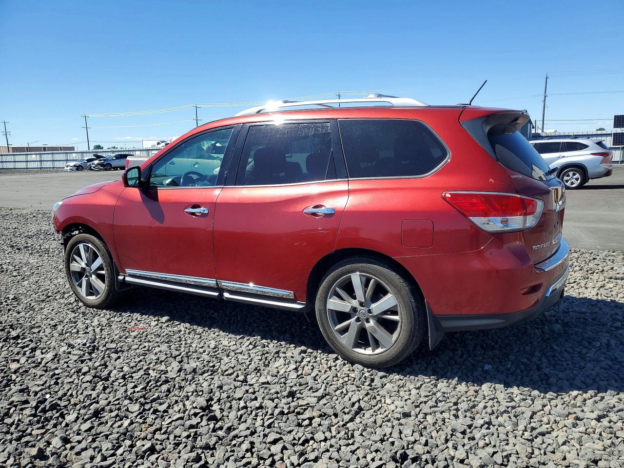 2014 NISSAN PATHFINDER