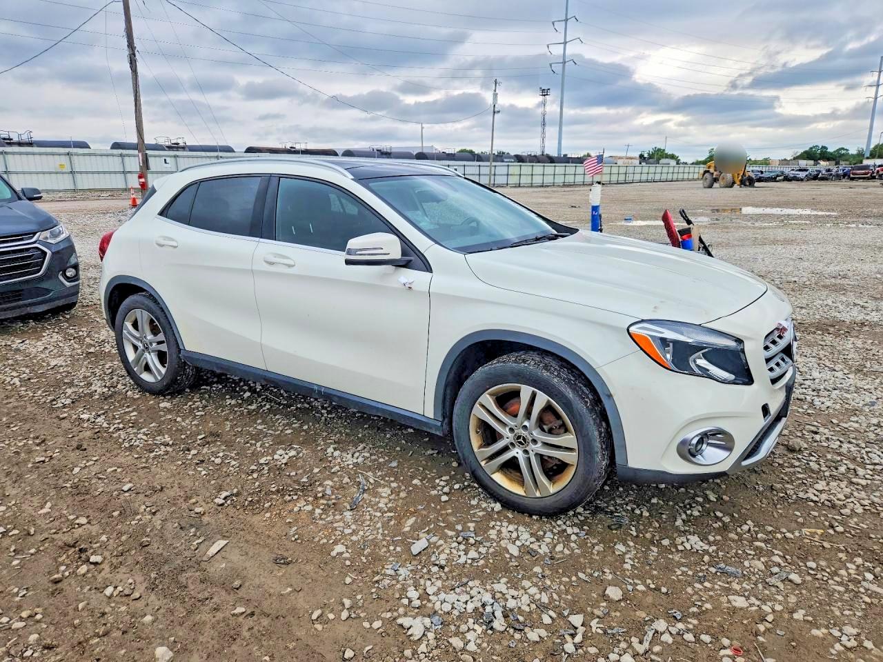 2018 MERCEDES-BENZ GLA-CLASS