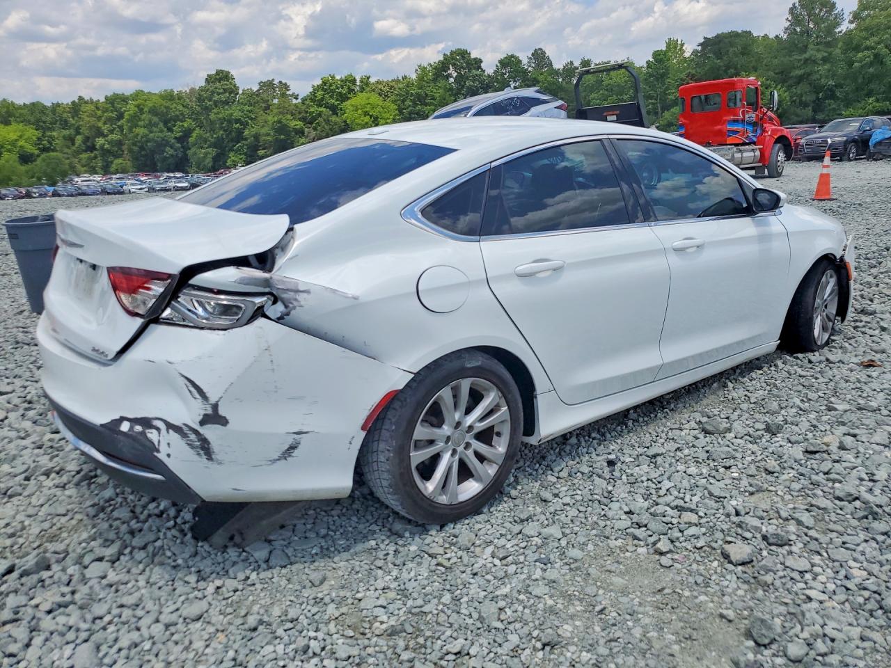 2015 CHRYSLER 200
