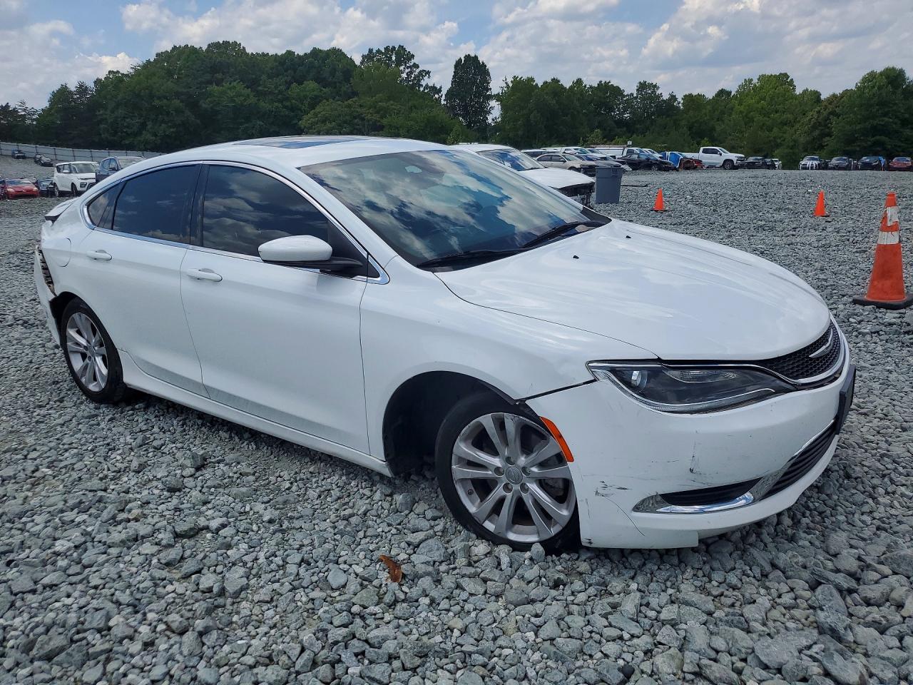 2015 CHRYSLER 200
