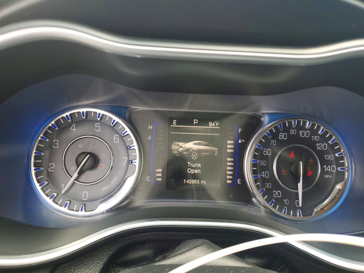 2015 CHRYSLER 200