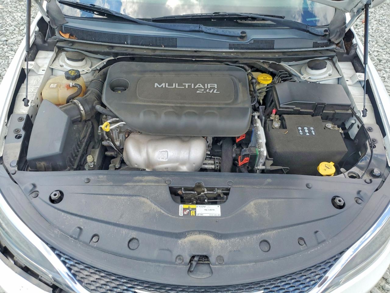 2015 CHRYSLER 200