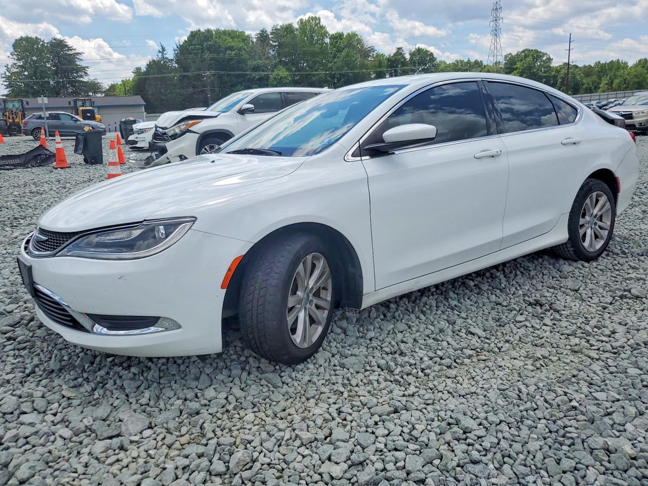 2015 CHRYSLER 200