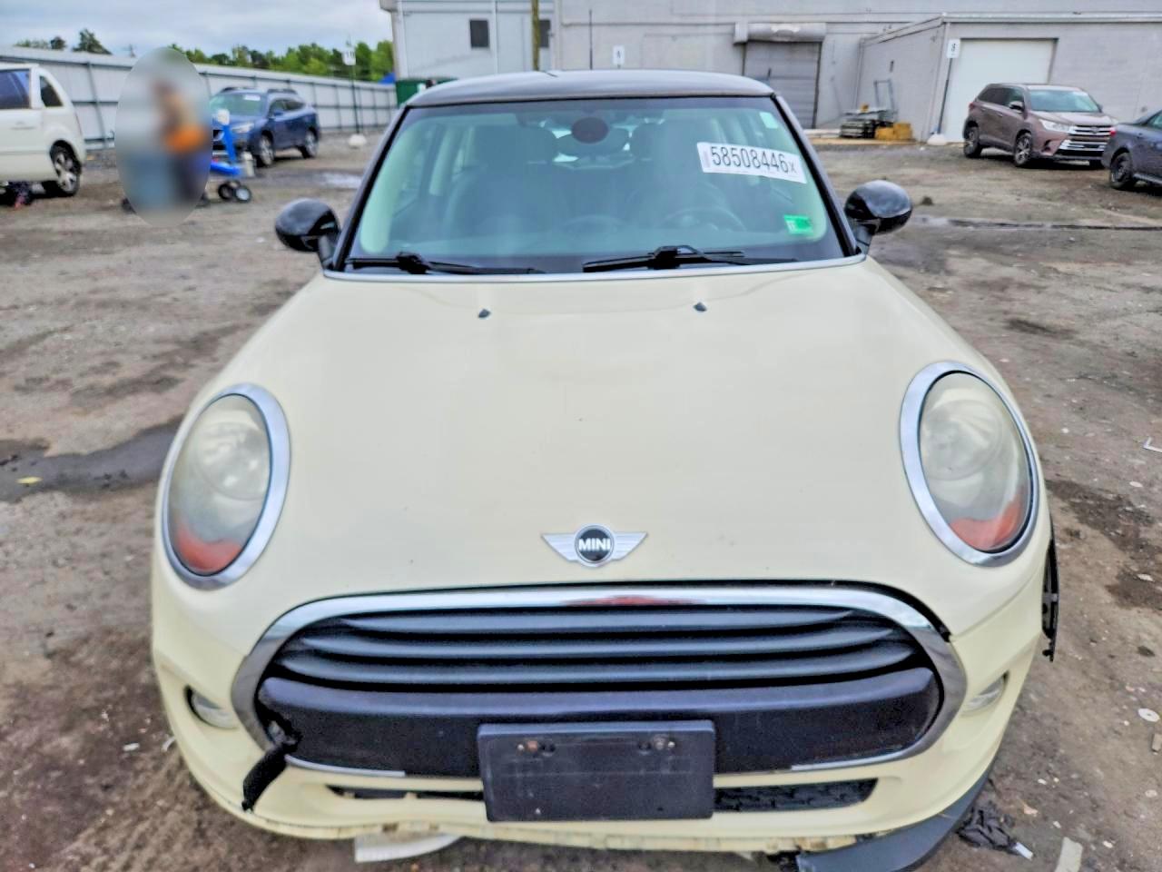 2017 MINI COOPER