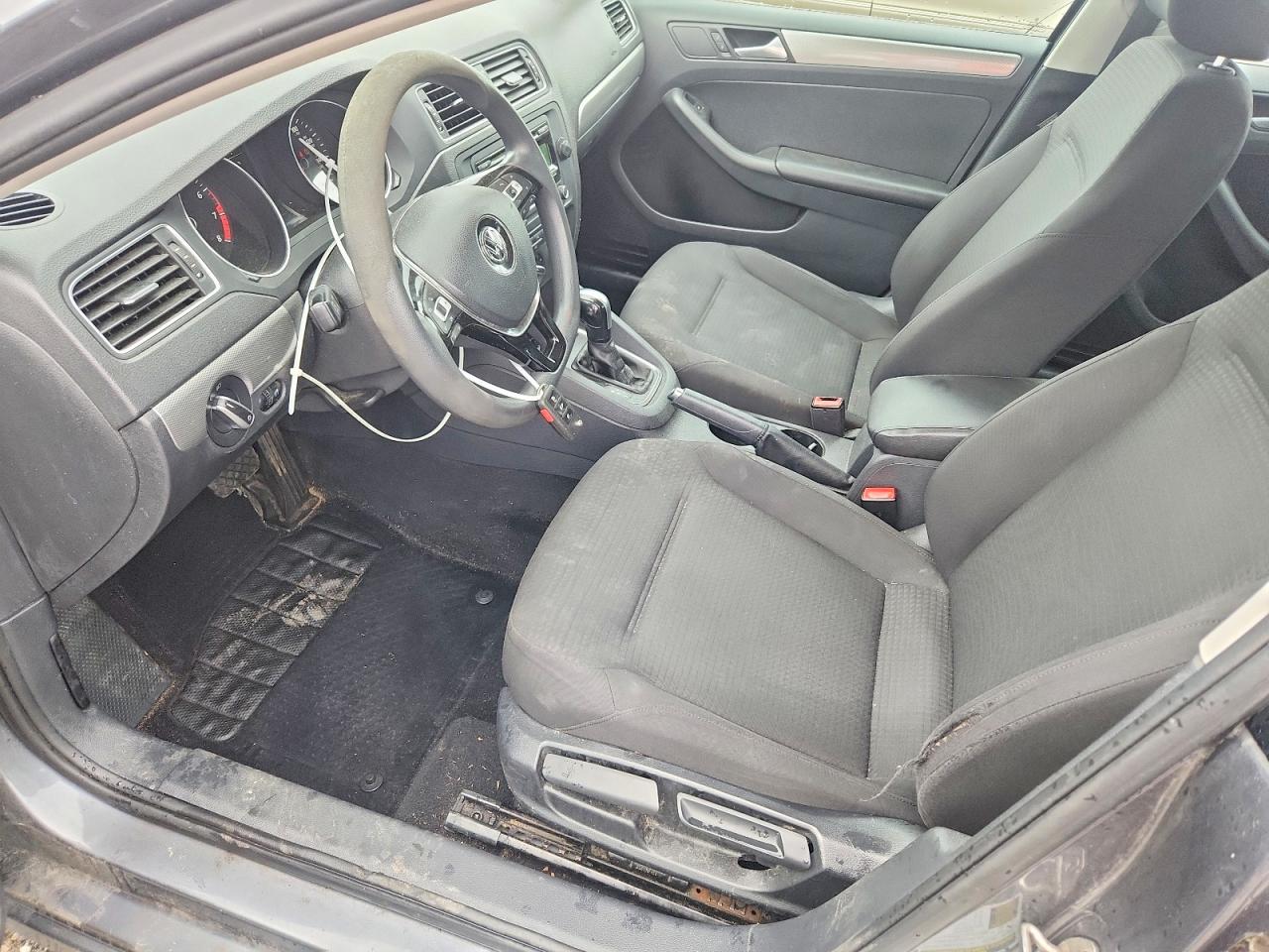 2015 VOLKSWAGEN JETTA