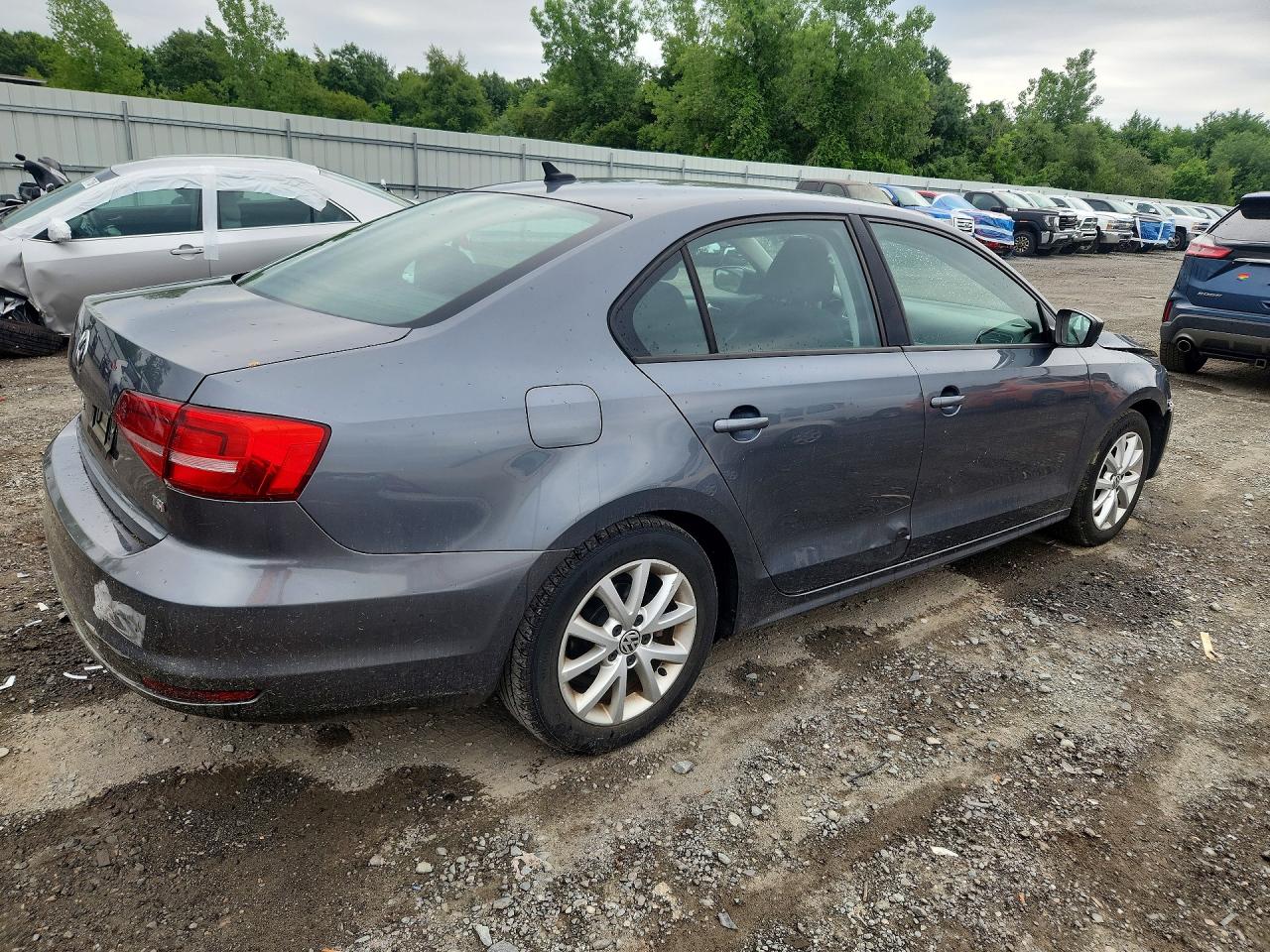 2015 VOLKSWAGEN JETTA