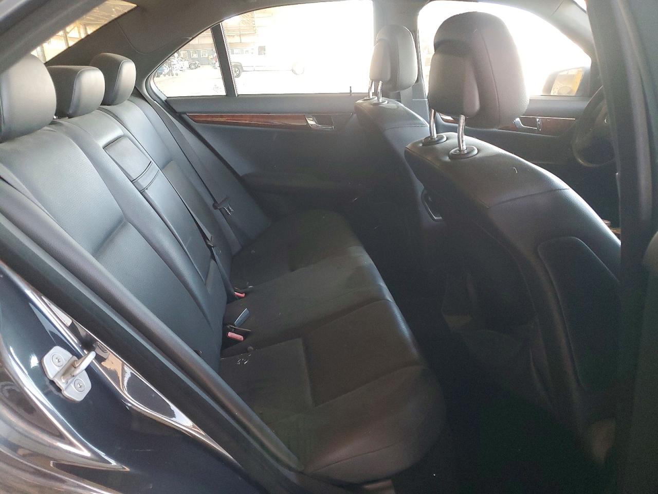 2010 MERCEDES-BENZ C-CLASS