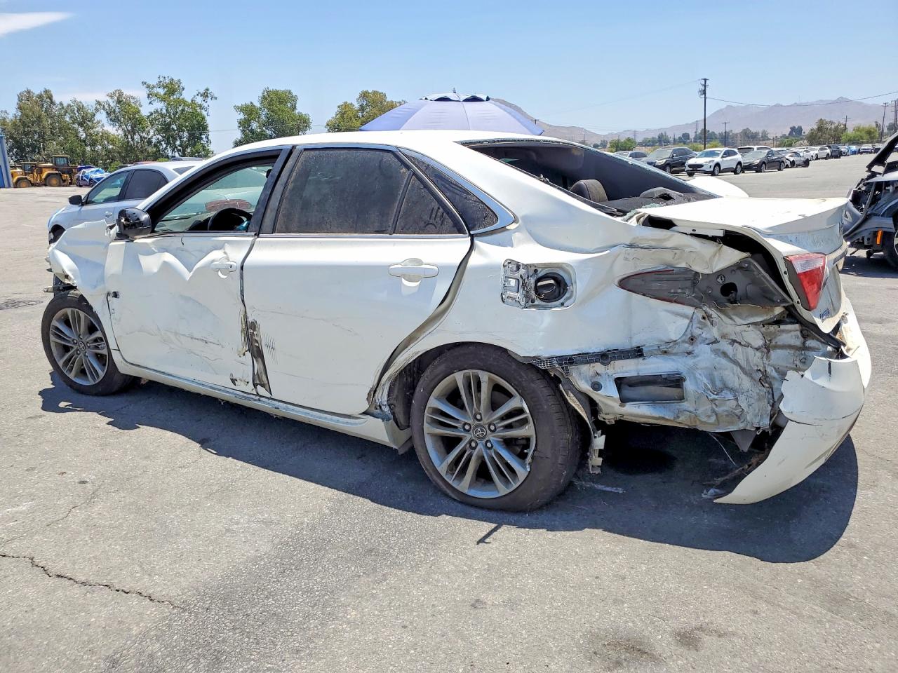 2017 TOYOTA CAMRY