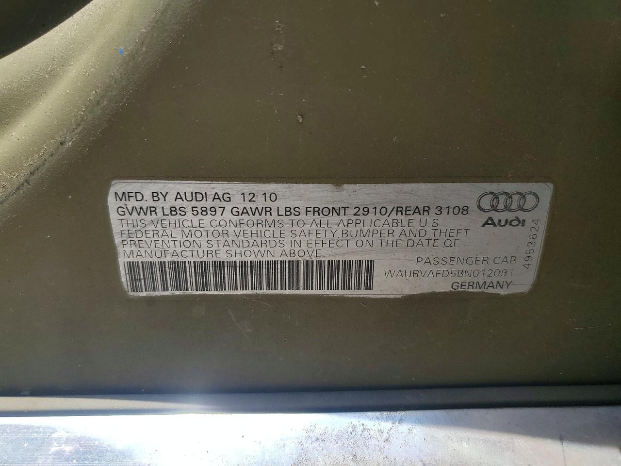 2011 AUDI A8