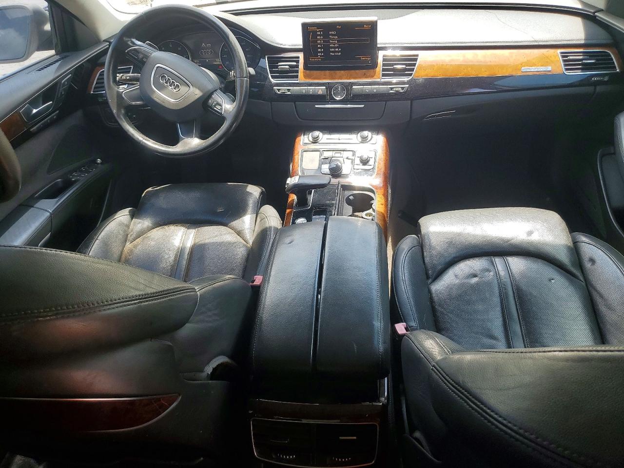 2011 AUDI A8