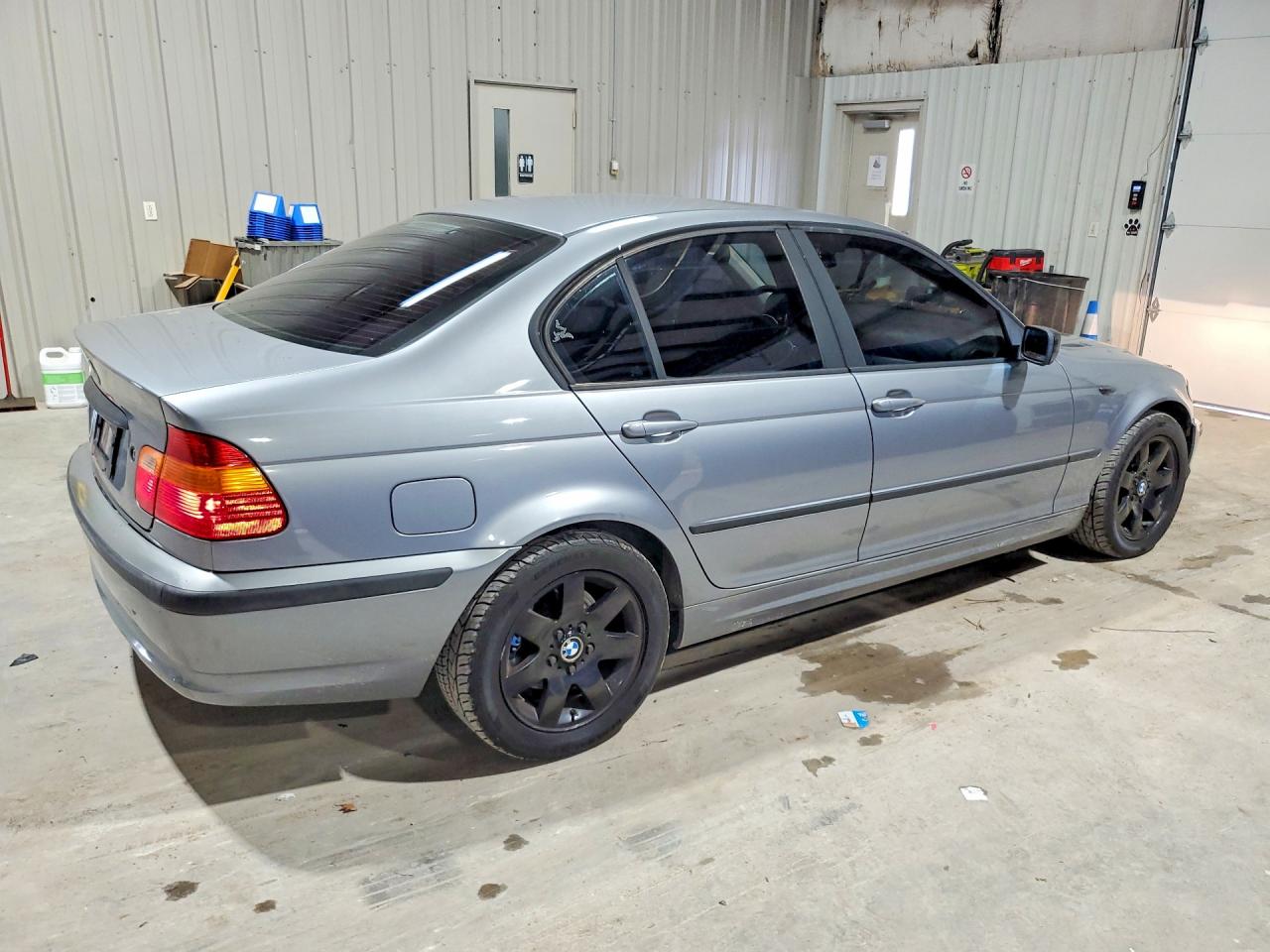 2004 BMW 3 SERIES