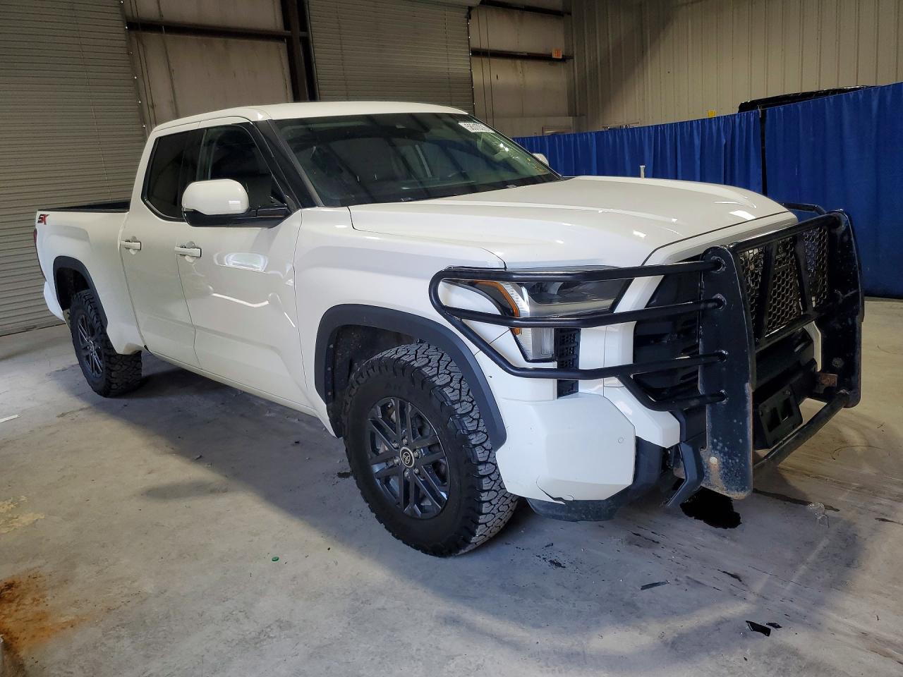 2023 TOYOTA TUNDRA