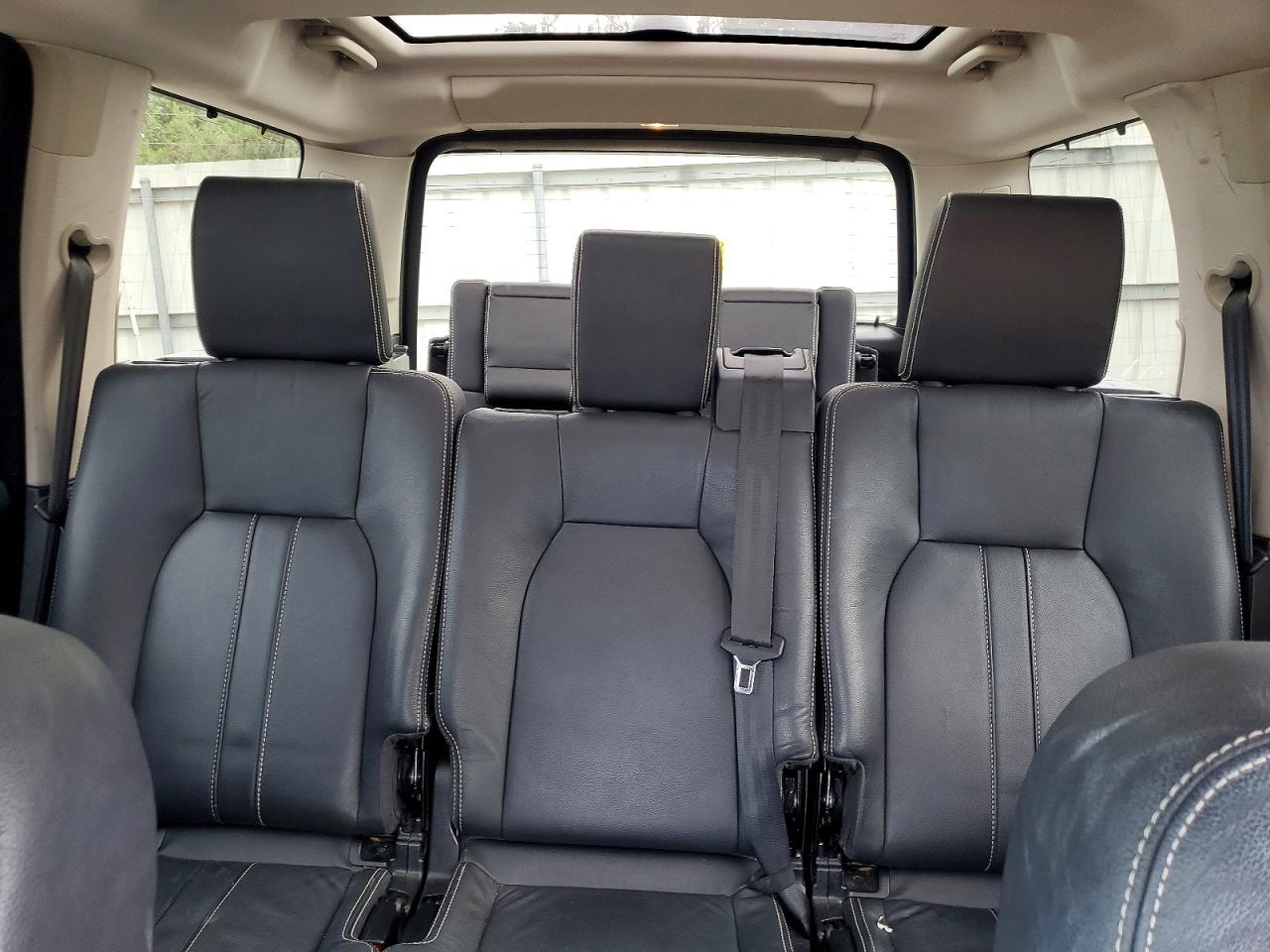 2011 LAND ROVER LR4