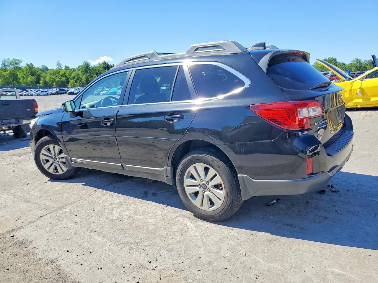 2016 SUBARU OUTBACK