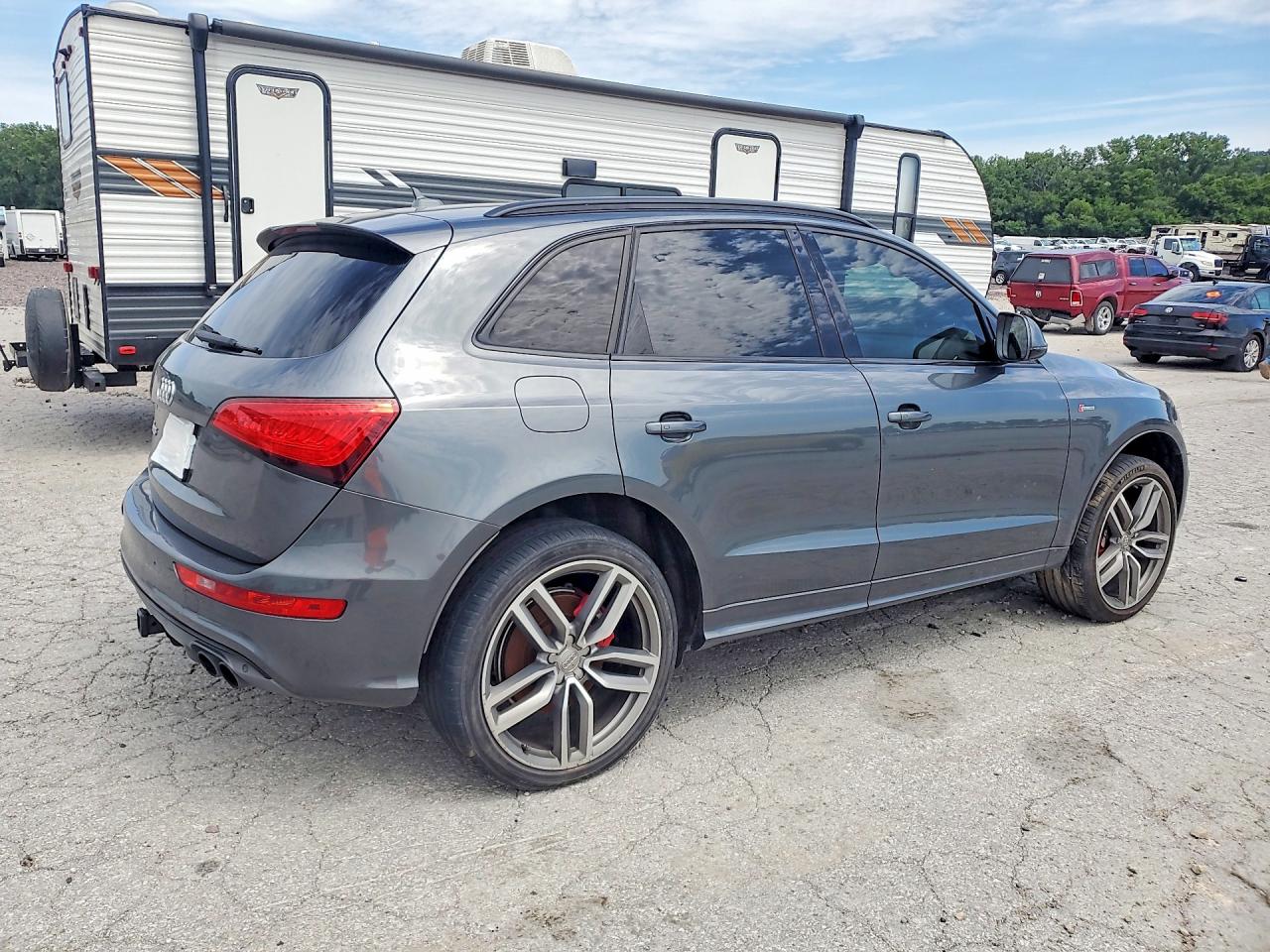 2016 AUDI SQ5