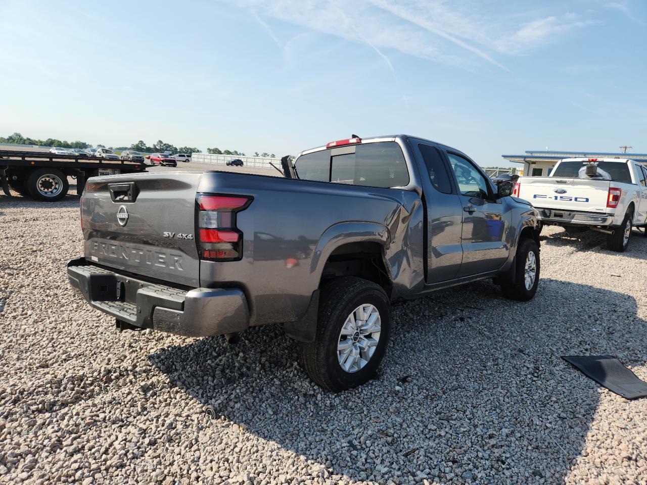 2024 NISSAN FRONTIER