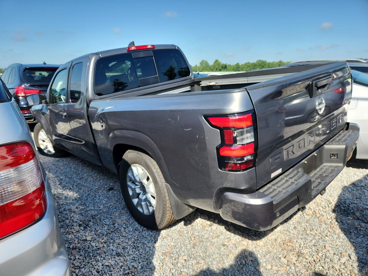 2024 NISSAN FRONTIER