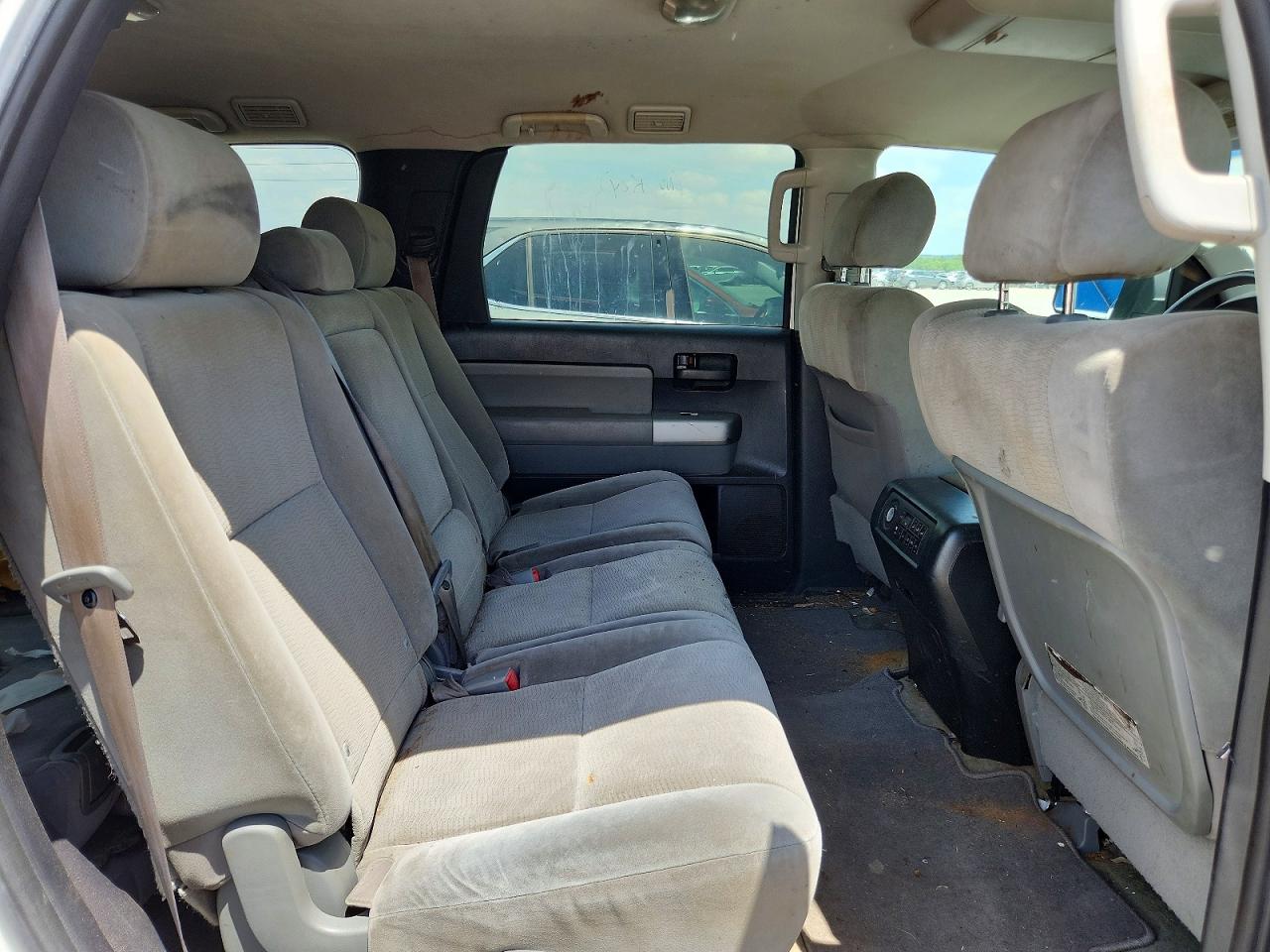2009 TOYOTA SEQUOIA