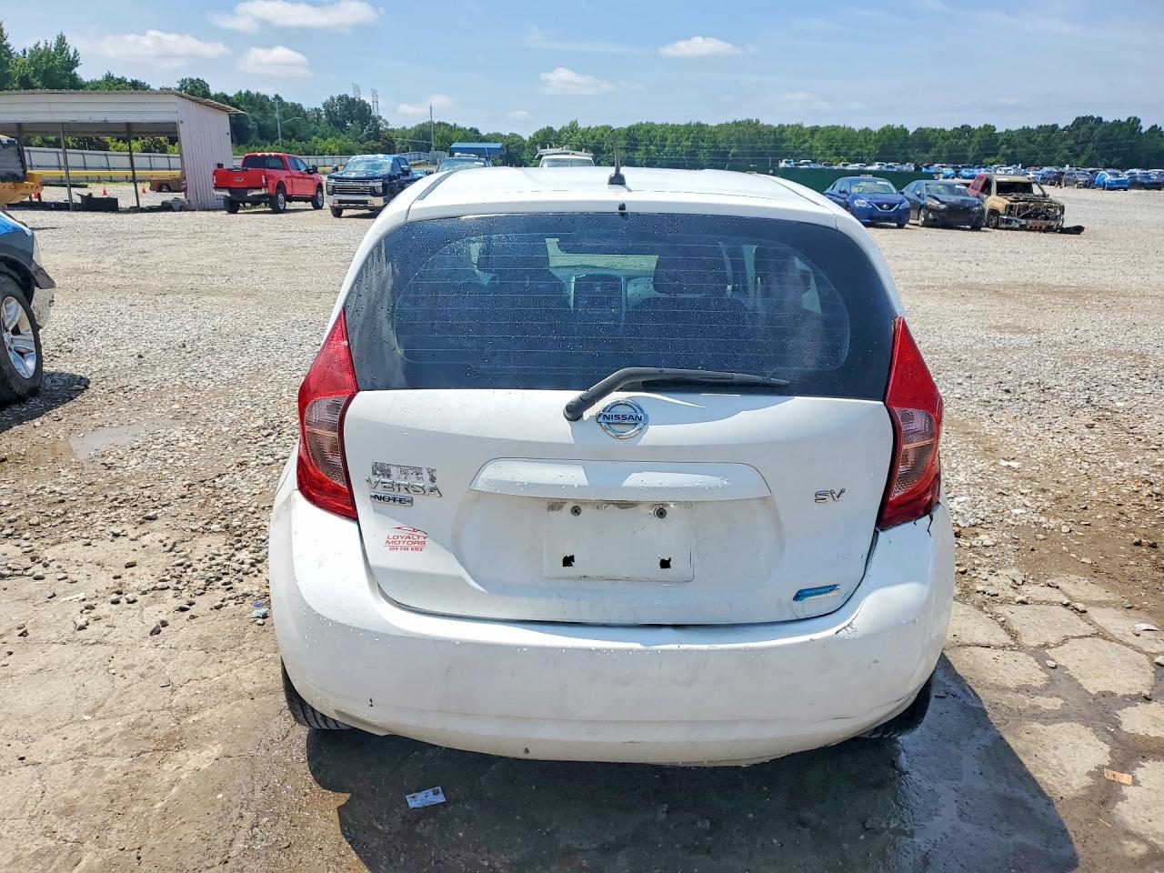 2015 NISSAN VERSA
