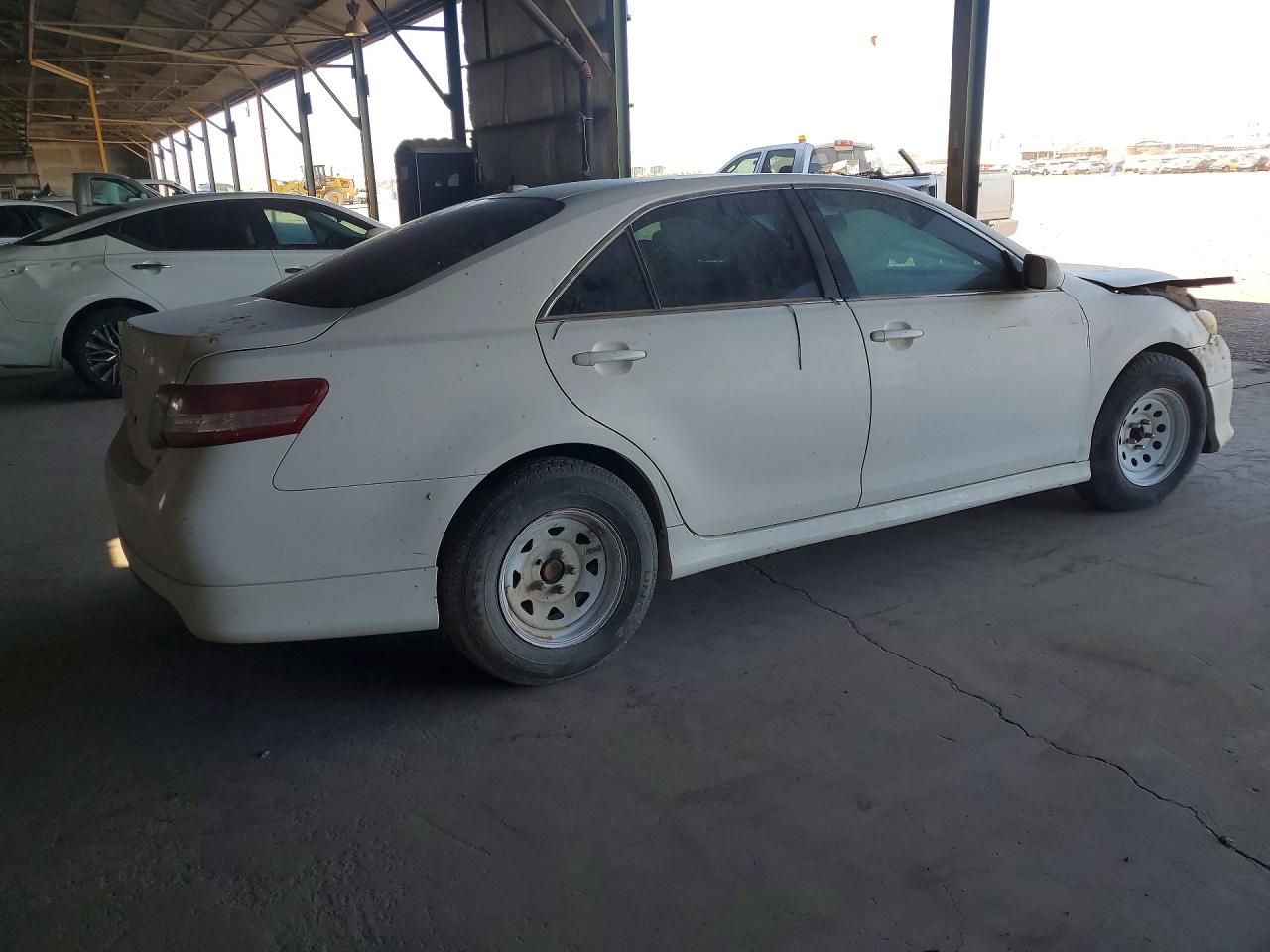 2011 TOYOTA CAMRY