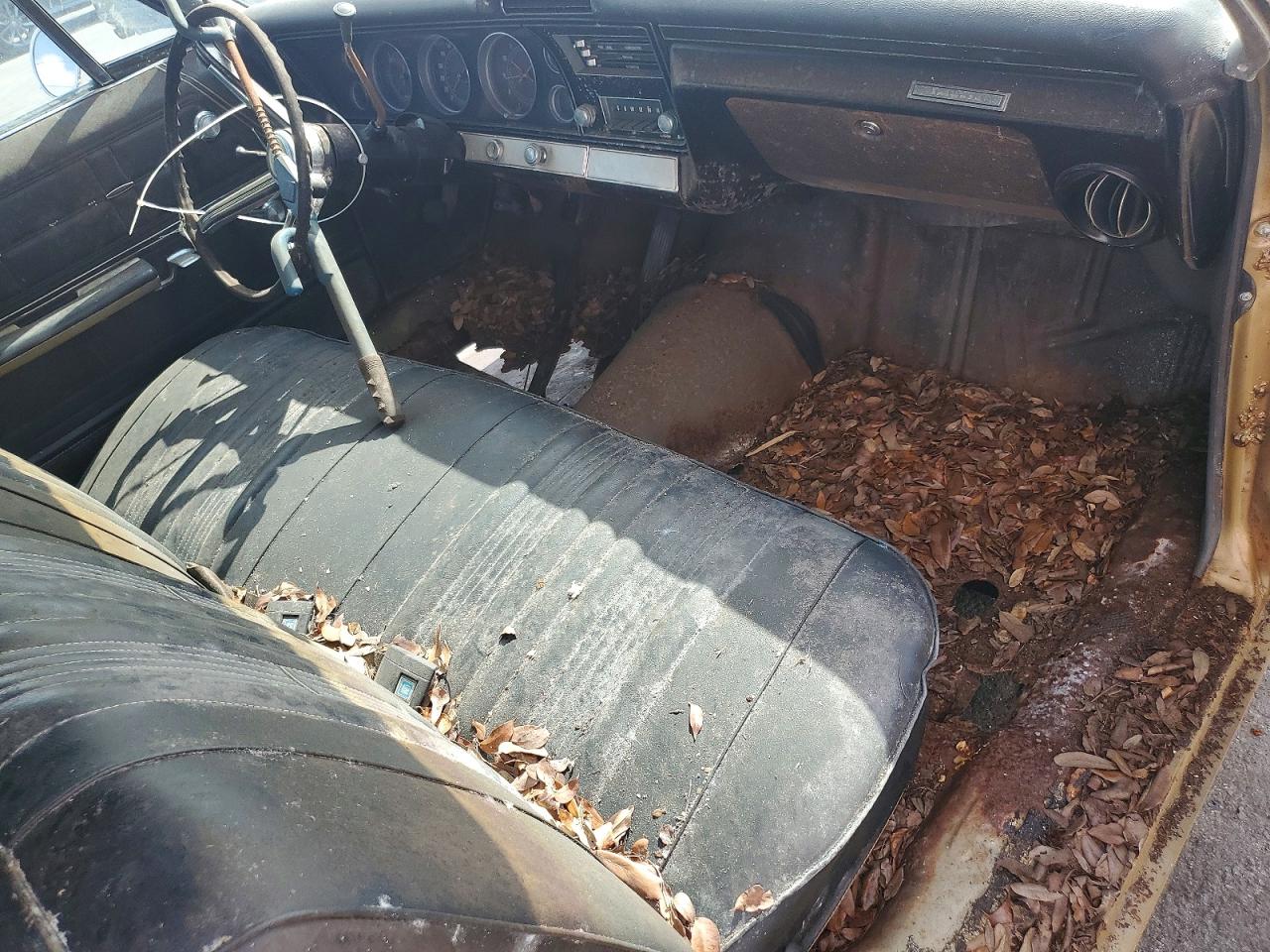 1967 CHEVROLET IMPALA