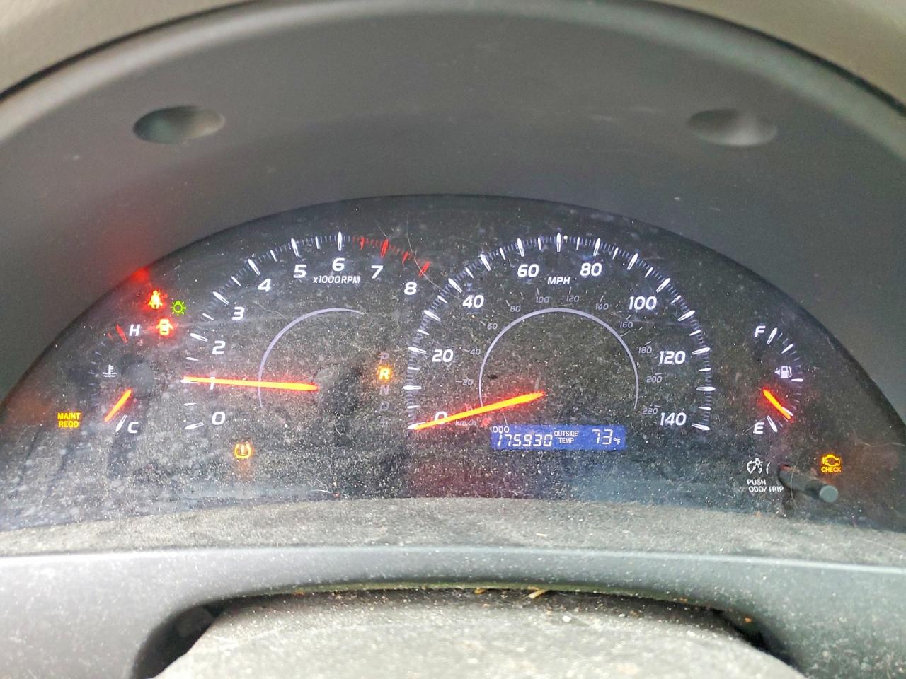 2011 TOYOTA CAMRY