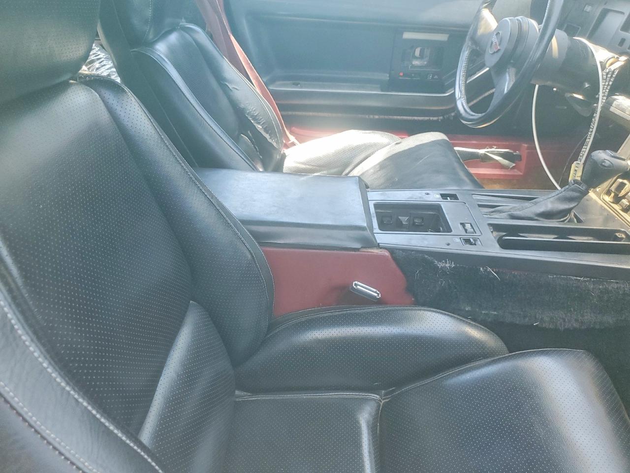 1984 CHEVROLET CORVETTE