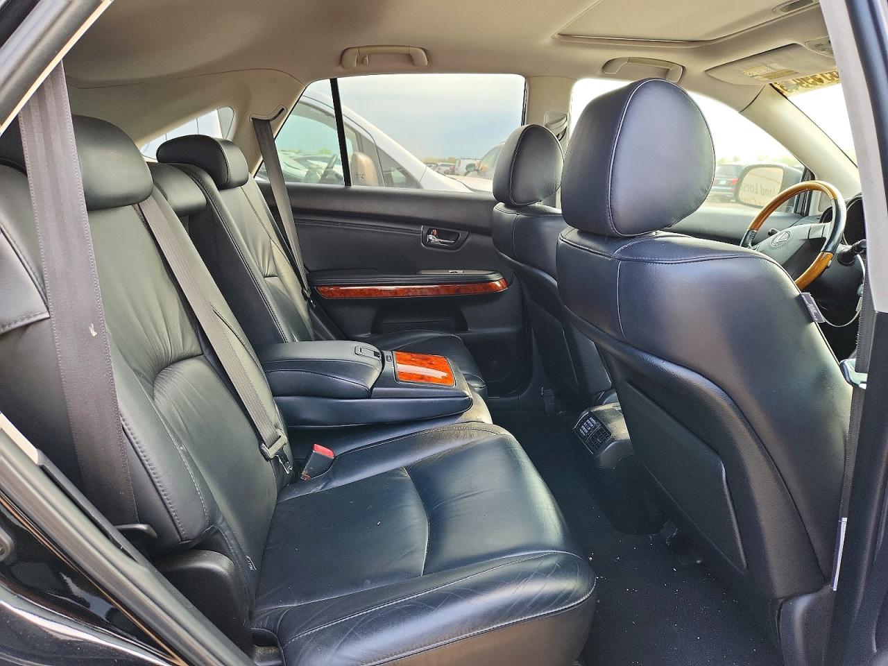 2004 LEXUS RX330