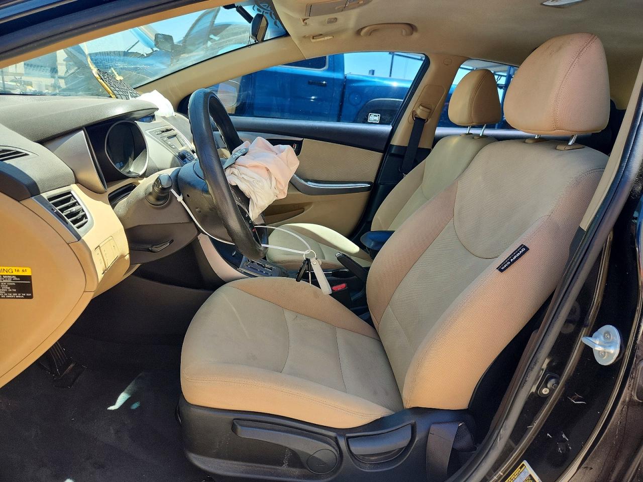 2013 HYUNDAI ELANTRA