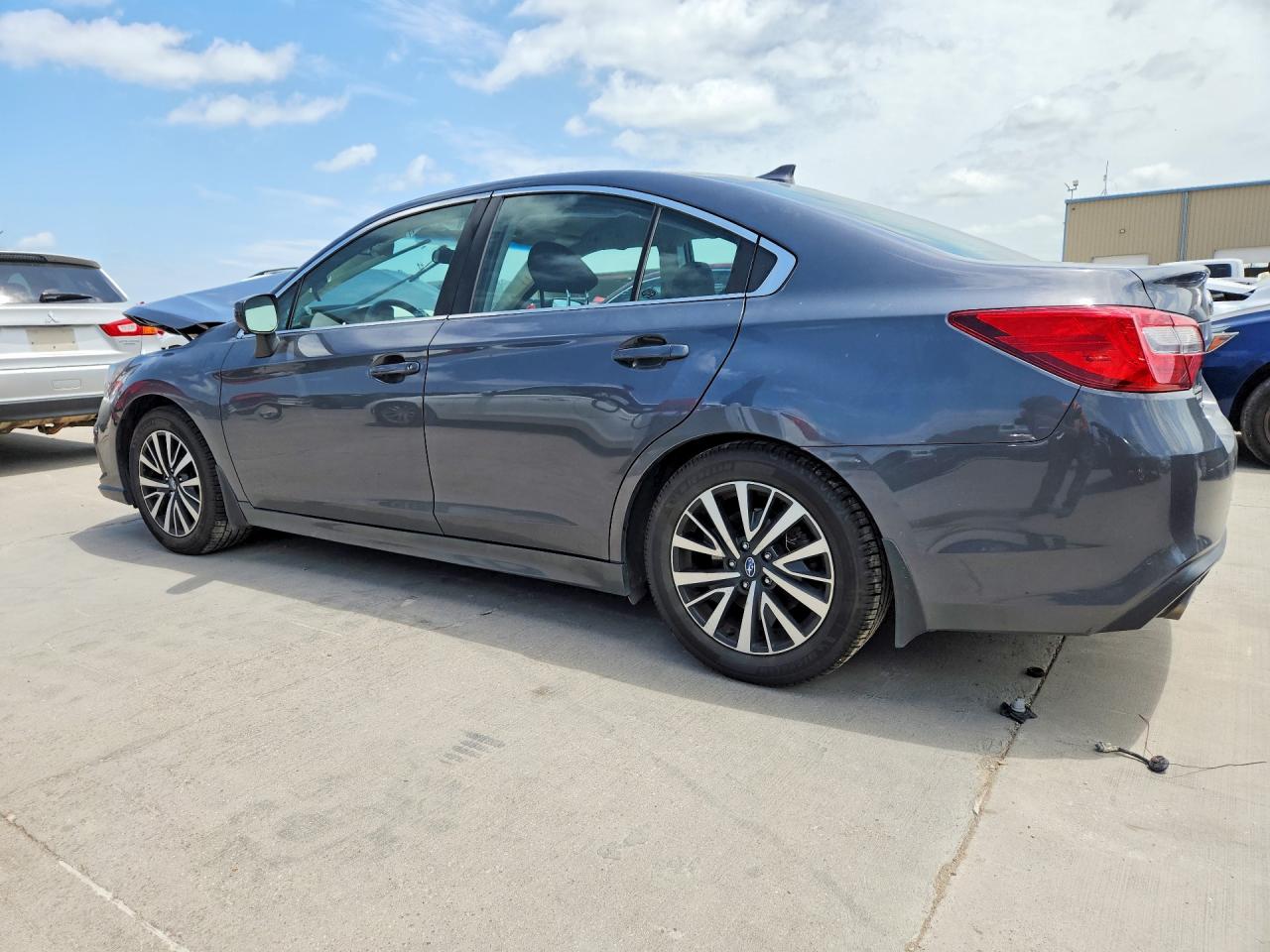 2018 SUBARU LEGACY