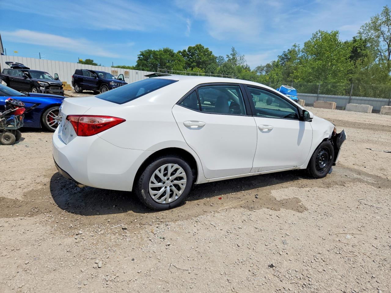 2017 TOYOTA COROLLA