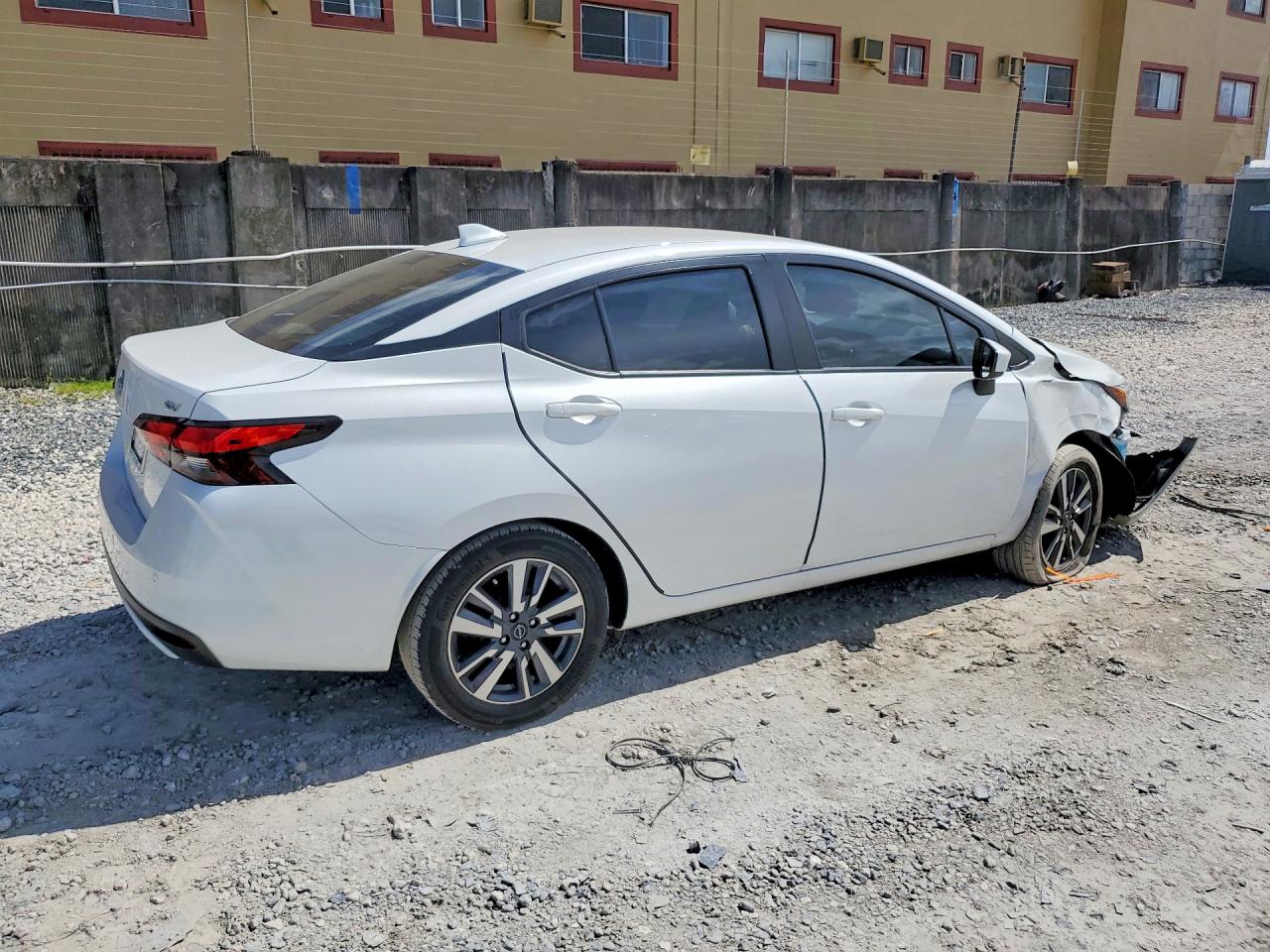 2024 NISSAN VERSA