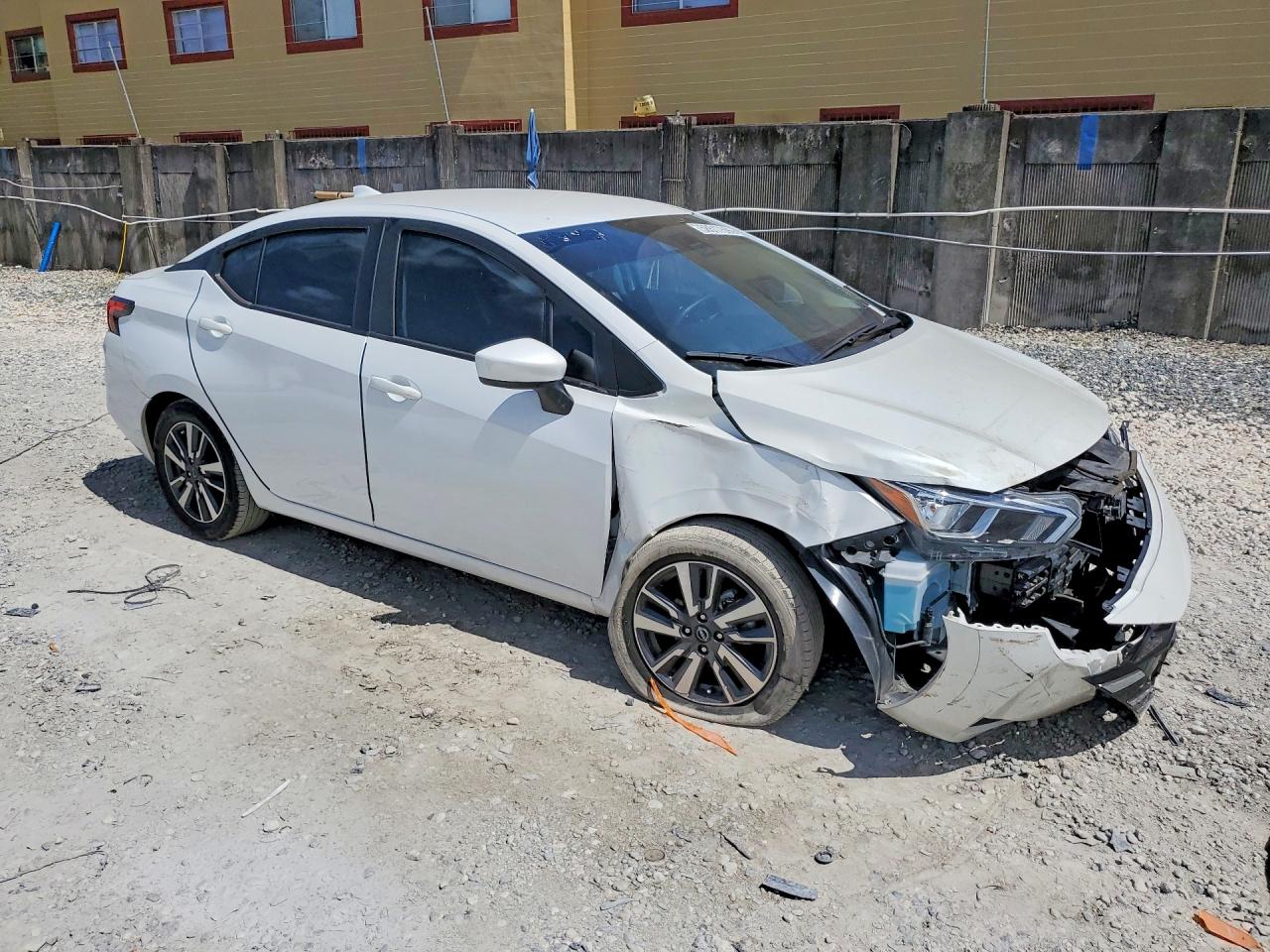 2024 NISSAN VERSA